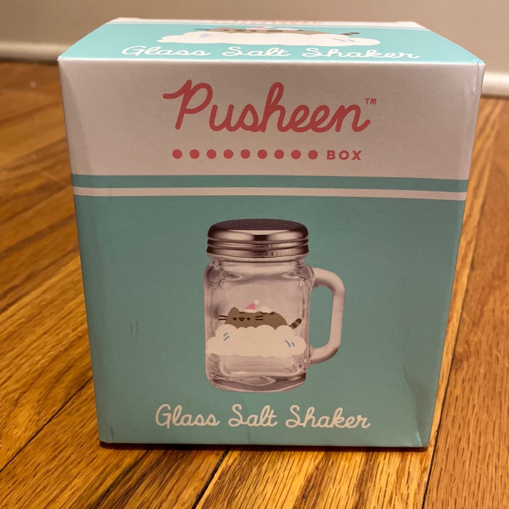 Pusheen CULTUREFLY Salt Shaker